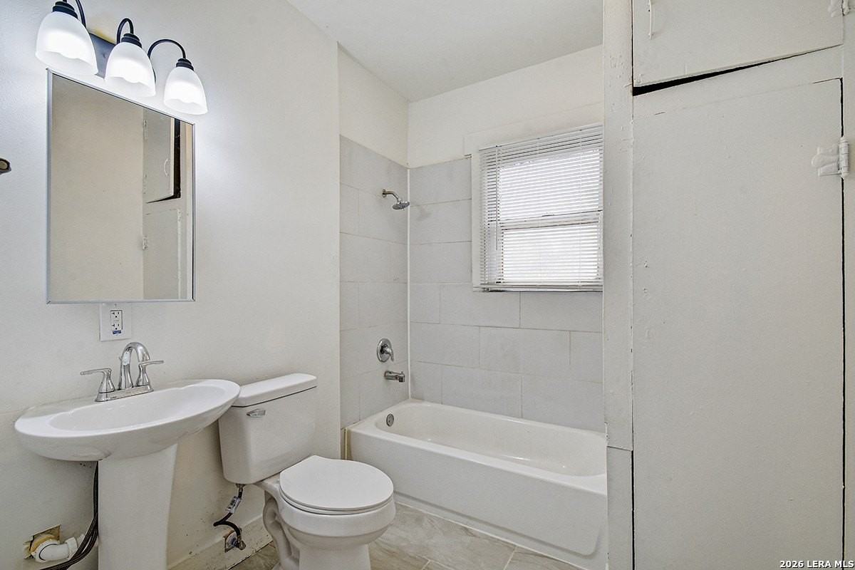 3314 Perez St #102 - Photo 7 of 16