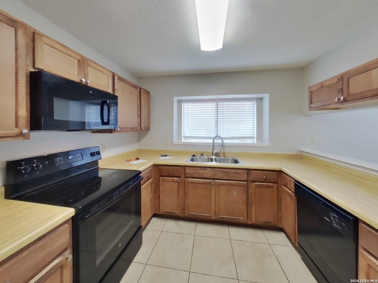 8058 Pioneer Trail Dr - Photo 5 of 18