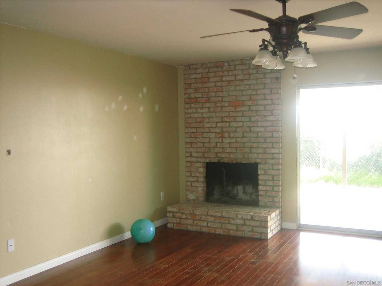 13153 Avenida Grande - Photo 5 of 23
