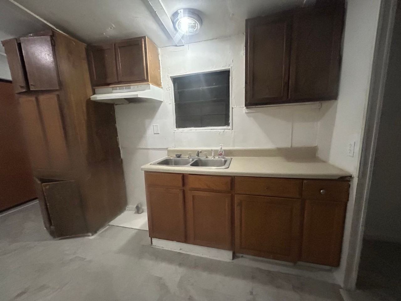 152 Courtillians Rd - Photo 2 of 7
