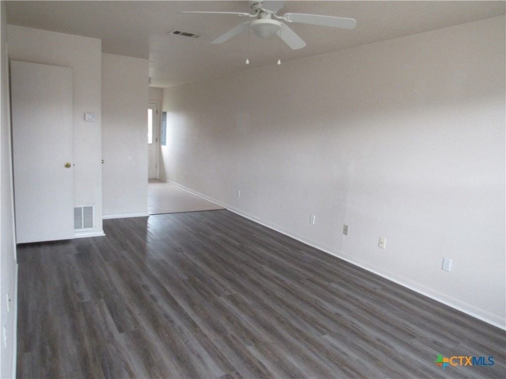 2811 Cantabrian Dr #B - Photo 2 of 14