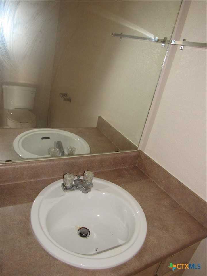 2811 Cantabrian Dr #B - Photo 7 of 14