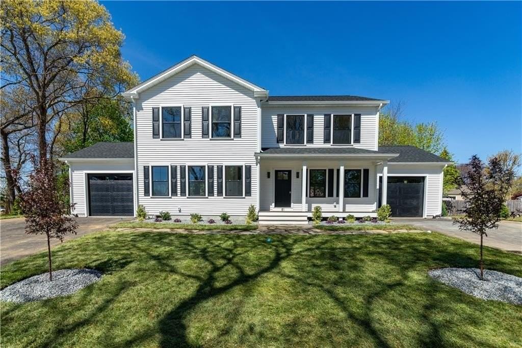 83 Cadora Ave - Photo 3 of 45