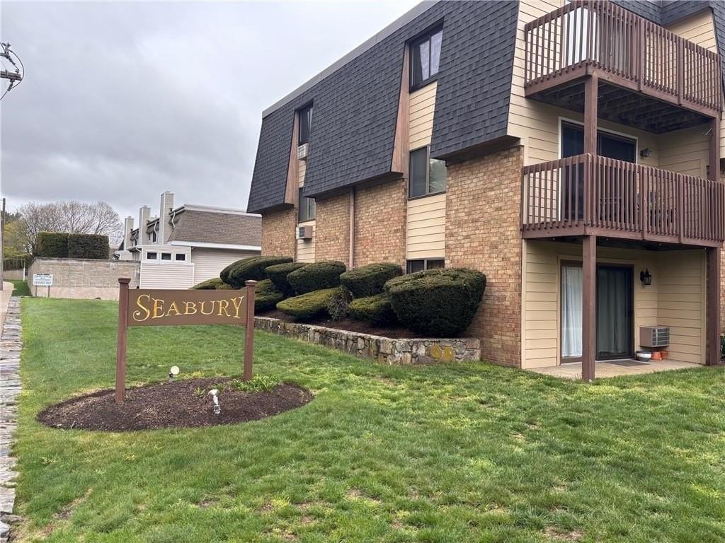 4162 Post Rd #15