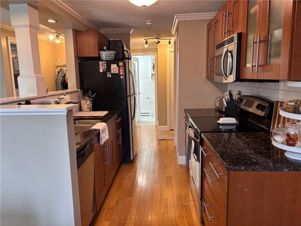 4162 Post Rd #15 - Photo 4 of 12