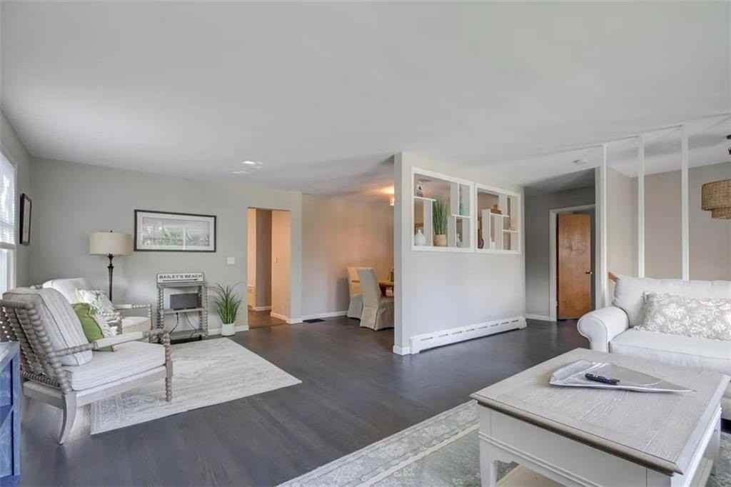 132 Ruggles Ave - Photo 5 of 30