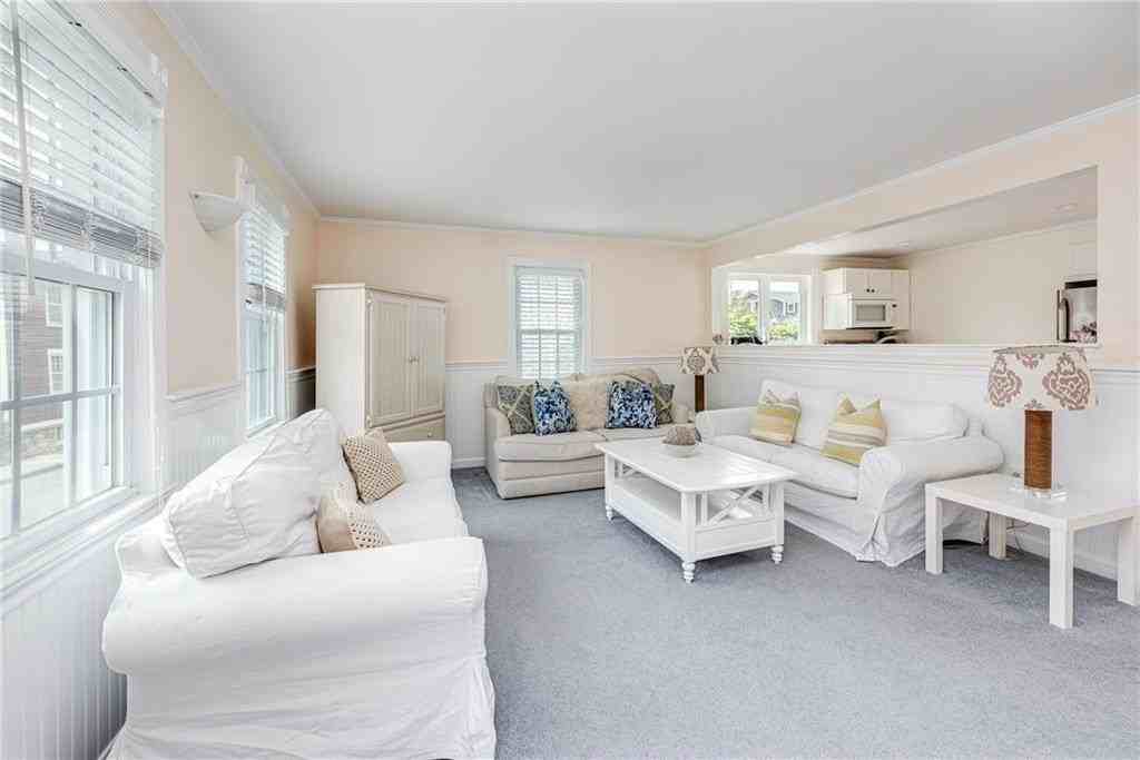 40 Holland St - Photo 4 of 21