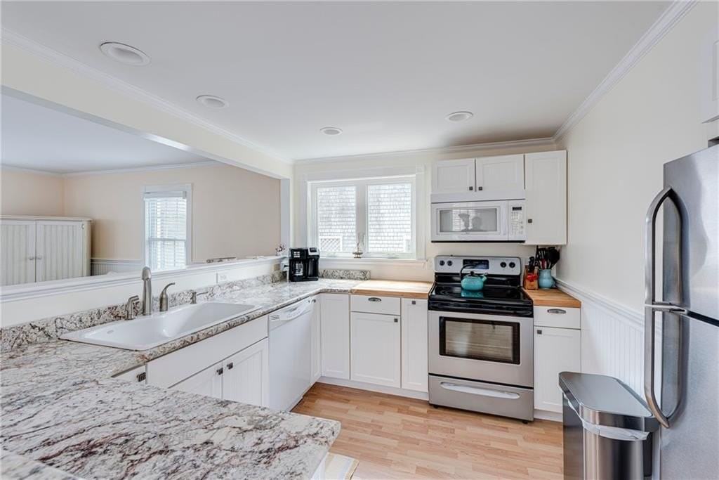40 Holland St - Photo 7 of 21
