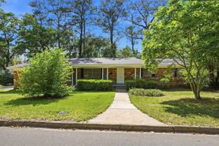 704 Hillcrest St - Photo 1 of 1