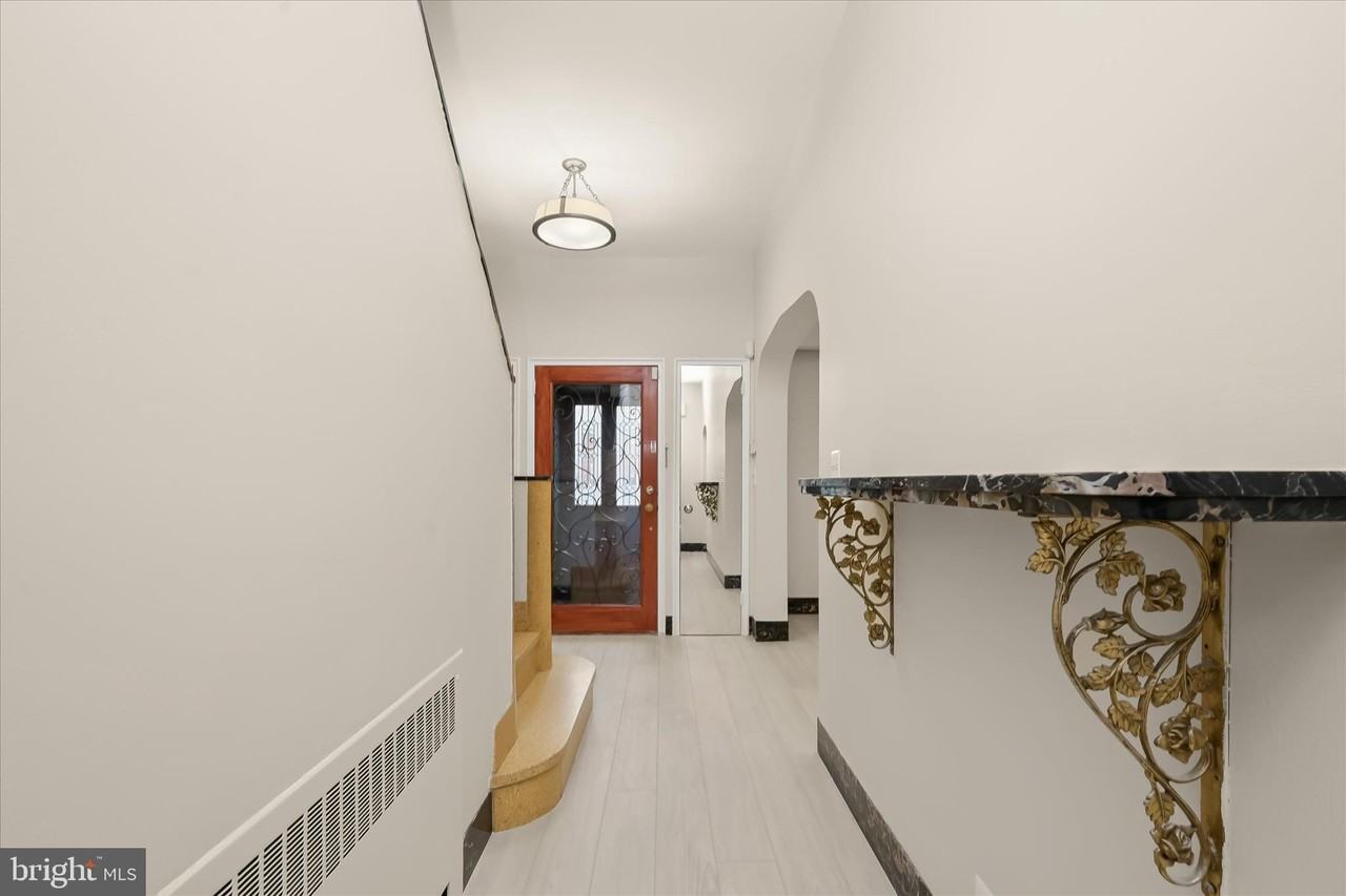3007 Oliver St Nw - Photo 4 of 41