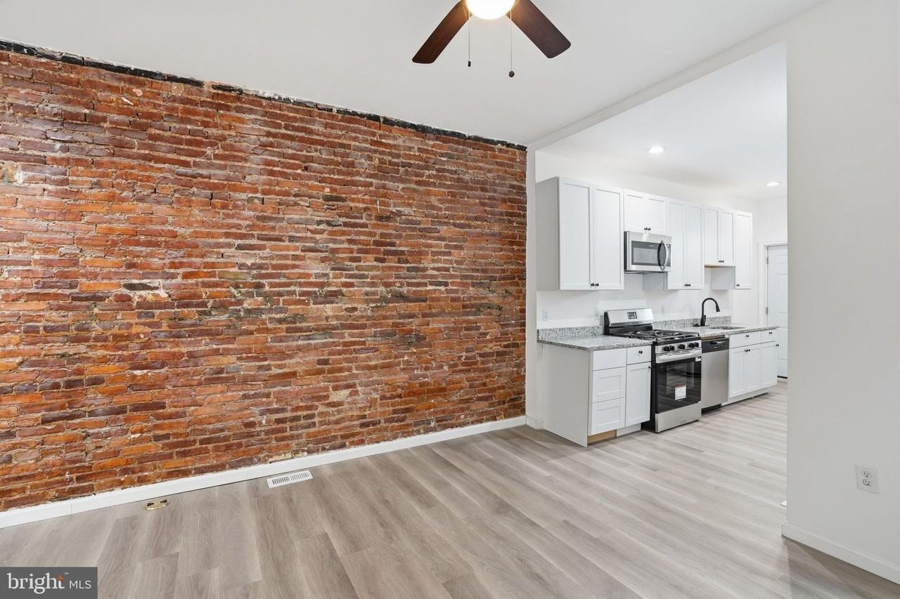 233 N Luzerne Ave - Photo 5 of 30