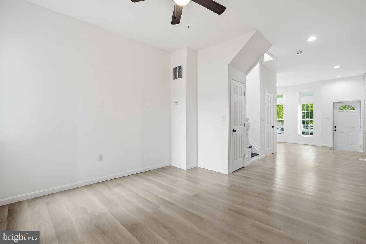 233 N Luzerne Ave - Photo 6 of 30