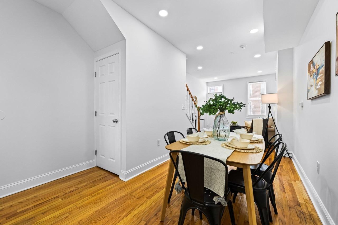 1225 Patapsco St - Photo 4 of 21