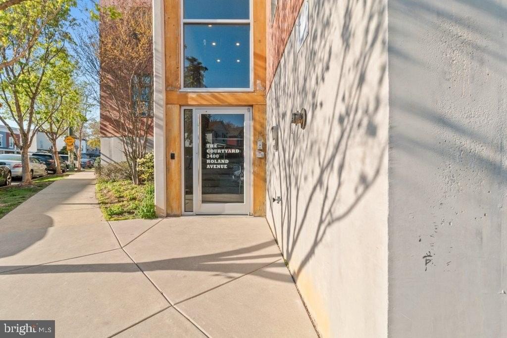 3400 Roland Ave #5 - Photo 3 of 29