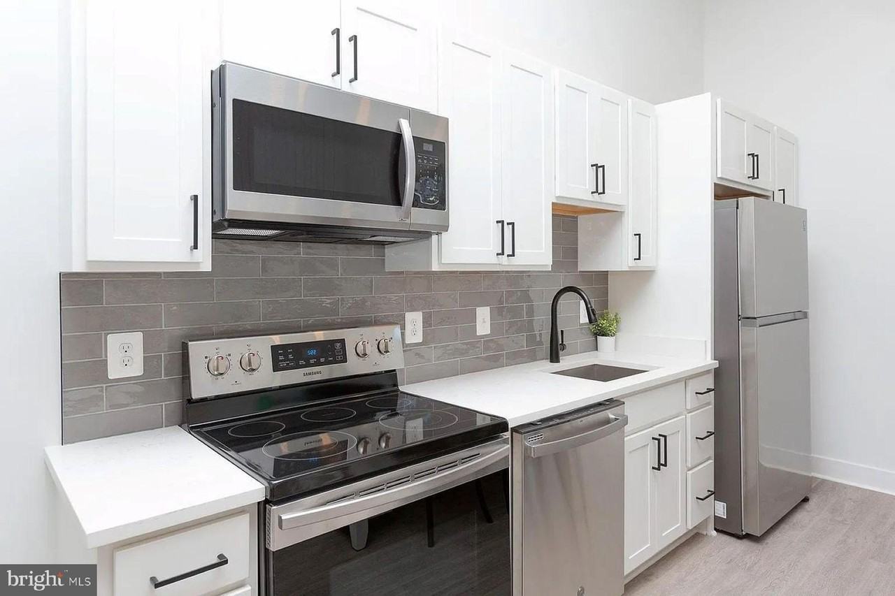 211 Saint Paul St #303