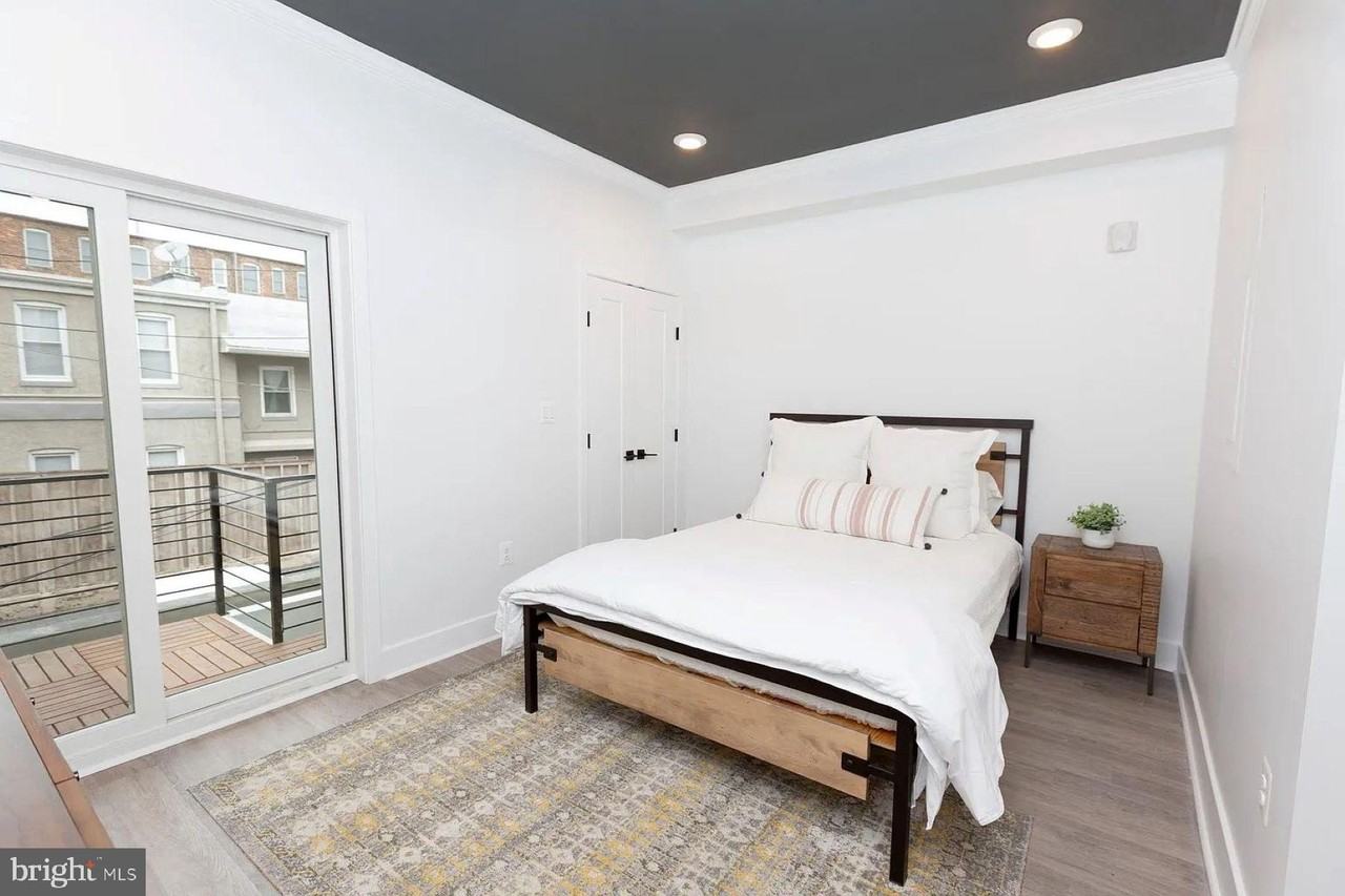 1742 Fleet St #204 - Photo 7 of 20
