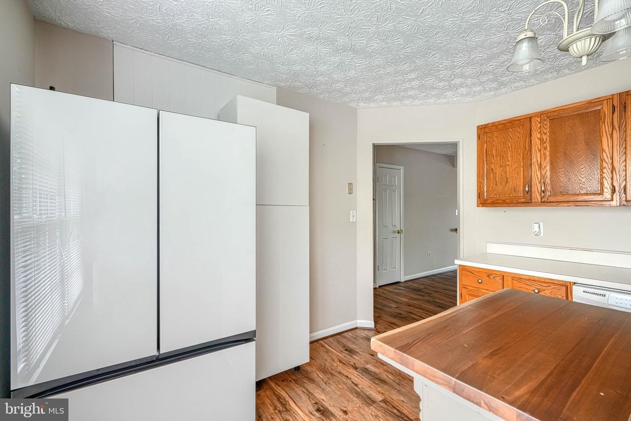 43 Oak Crest Ct - Photo 5 of 26