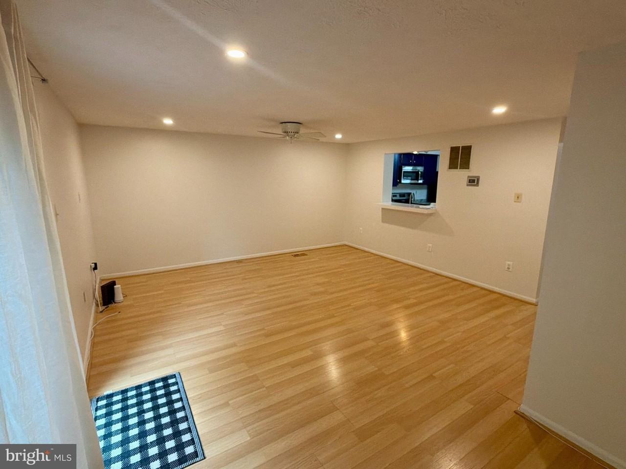 9619 Glendower Ct - Photo 7 of 26