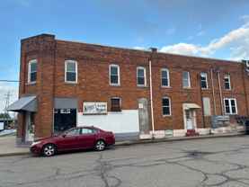 508 1/2 Commissioner St #5 - Photo 1 of 1