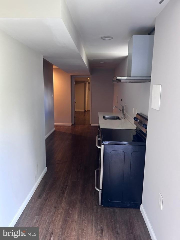 21 Allenhurst Ct - Photo 3 of 7