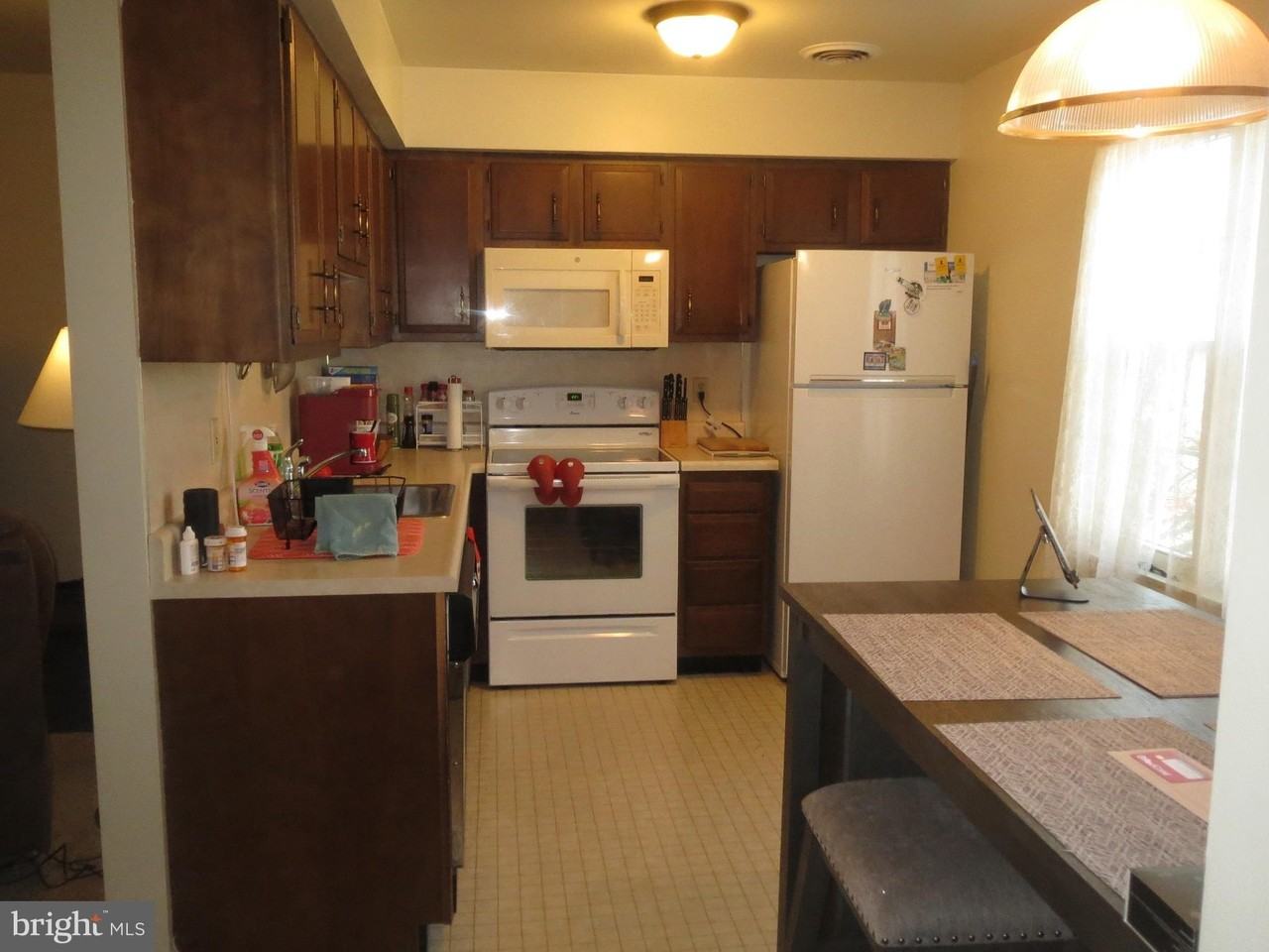 643 Main St #B3 - Photo 4 of 9