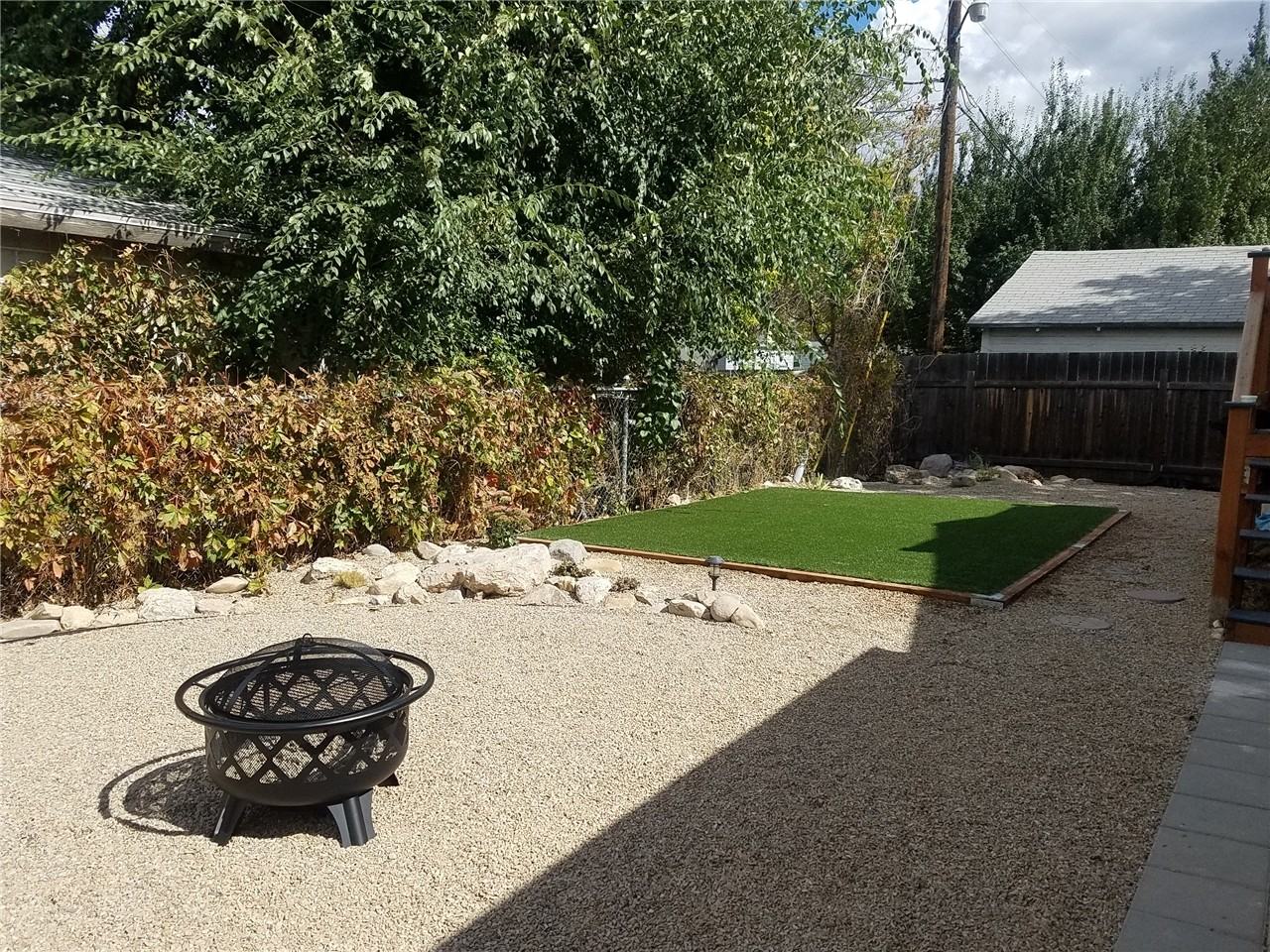 323 E Harrison Ave - Photo 2 of 21