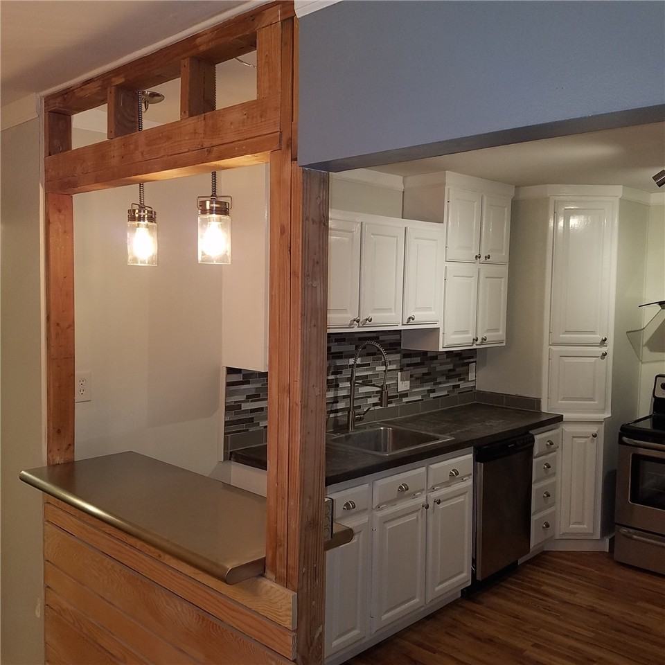 323 E Harrison Ave - Photo 4 of 21