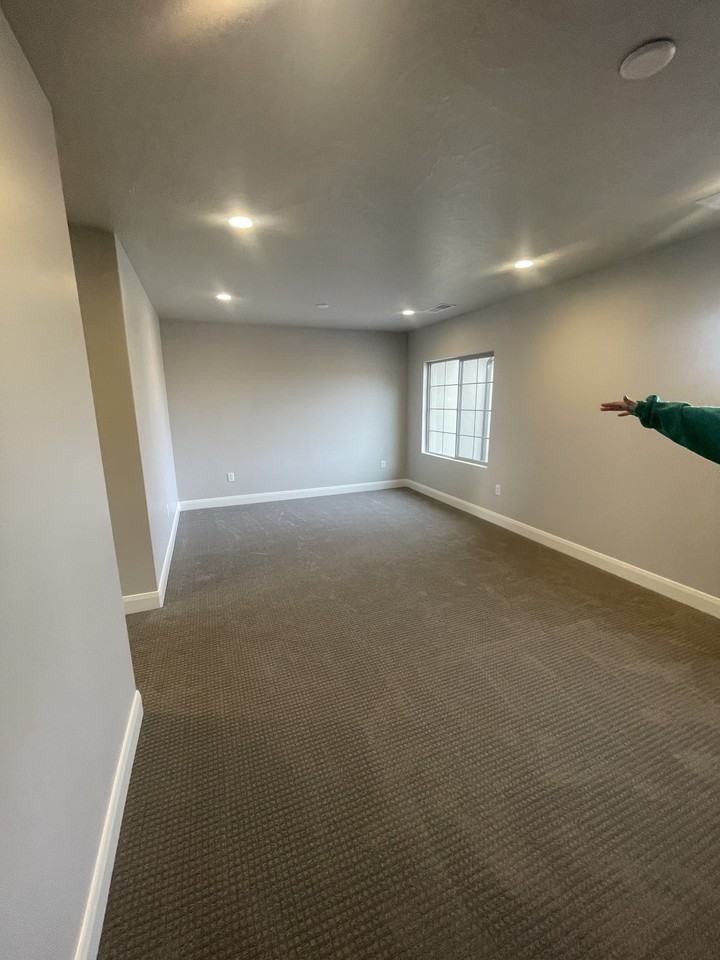 3693 S Sochi Ln - Photo 4 of 6