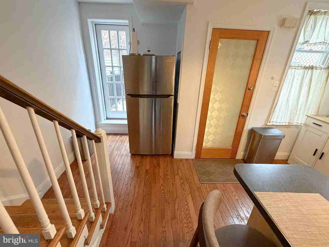 1943 Waverly St - Photo 6 of 37
