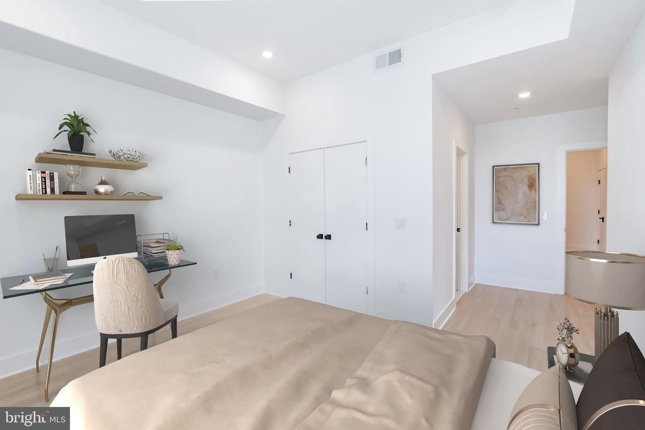 4408 Lancaster Ave #301 - Photo 3 of 21
