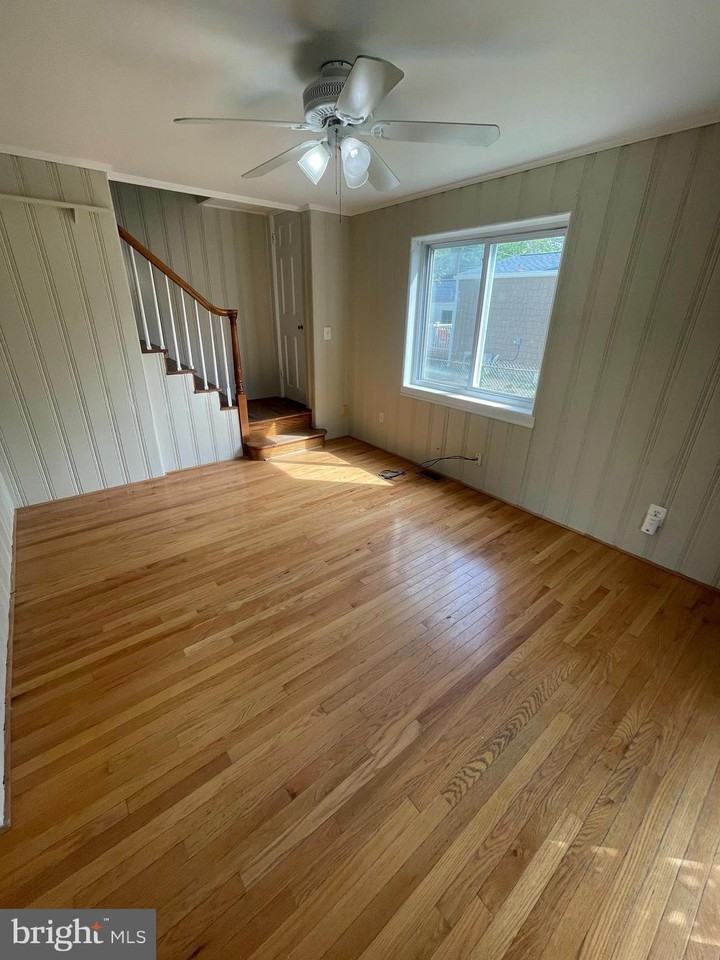 3313 6th St S - Photo 2 of 13