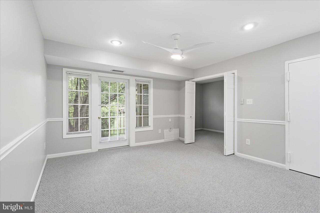 5801 Rexford Dr Unit C #801 - Photo 6 of 35