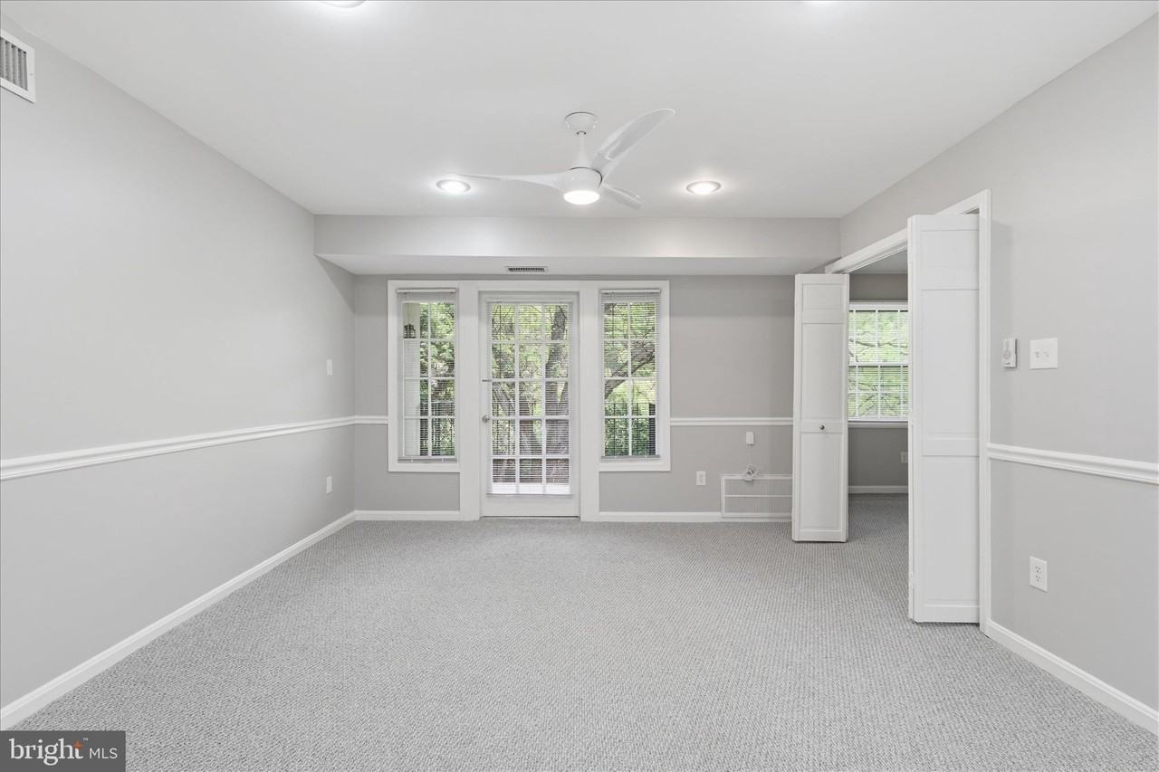 5801 Rexford Dr Unit C #801 - Photo 7 of 35