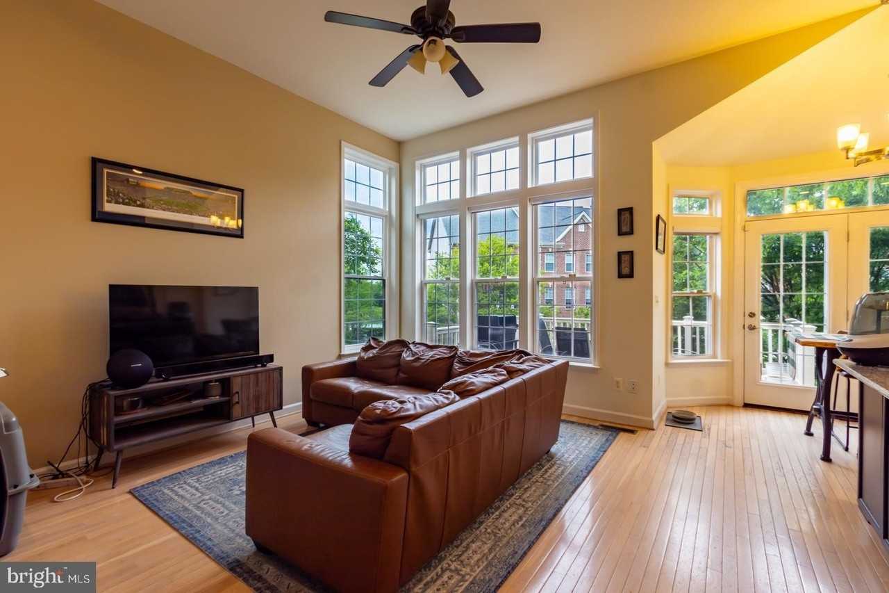 12172 Tryton Way - Photo 3 of 15