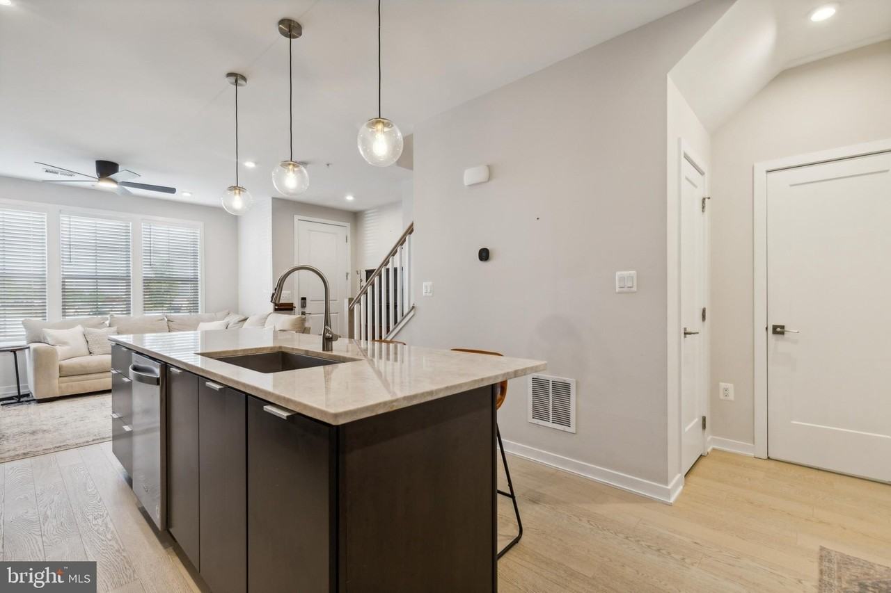 22318 Roanoke Rise Ter - Photo 7 of 25