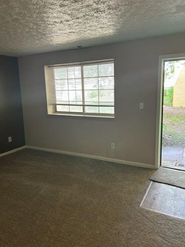 Brittany Hills Apartments - Photo 2 of 15