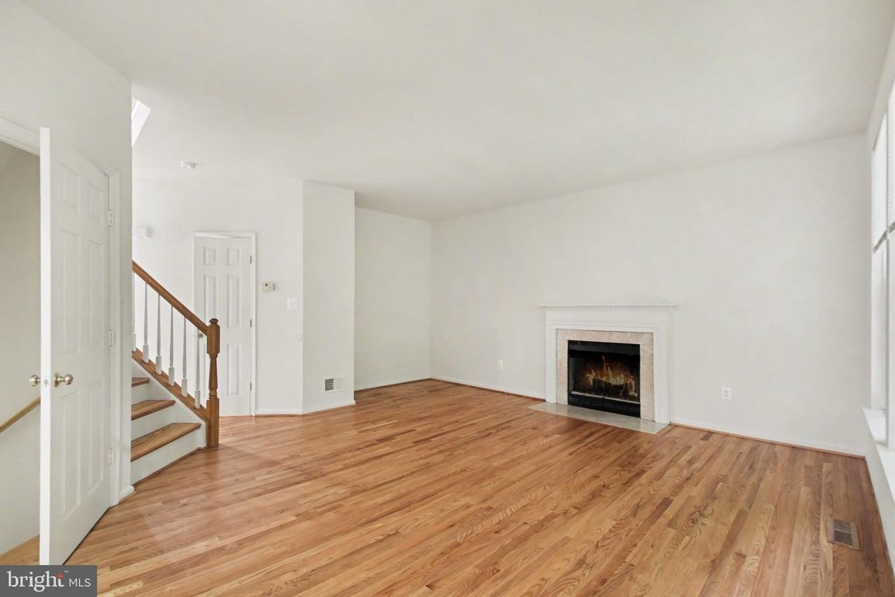 9308 Paul Dr - Photo 6 of 37