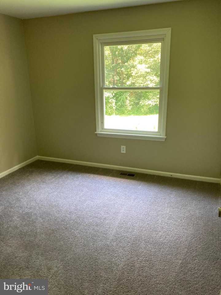 109 Kelsey Rd - Photo 2 of 14