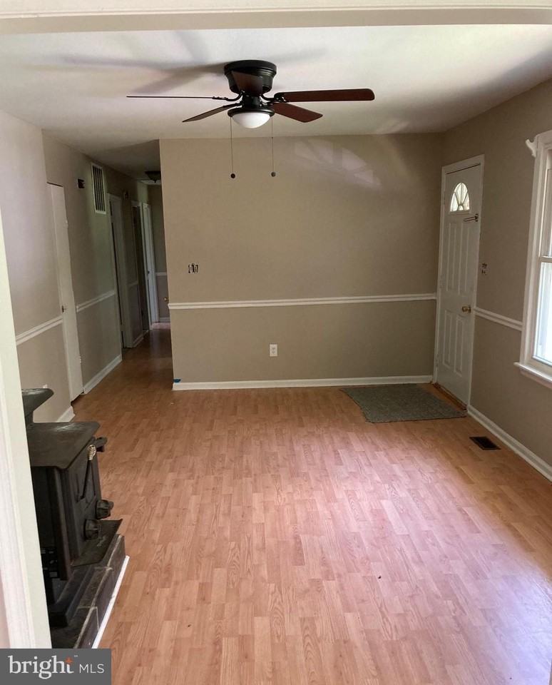 109 Kelsey Rd - Photo 6 of 14