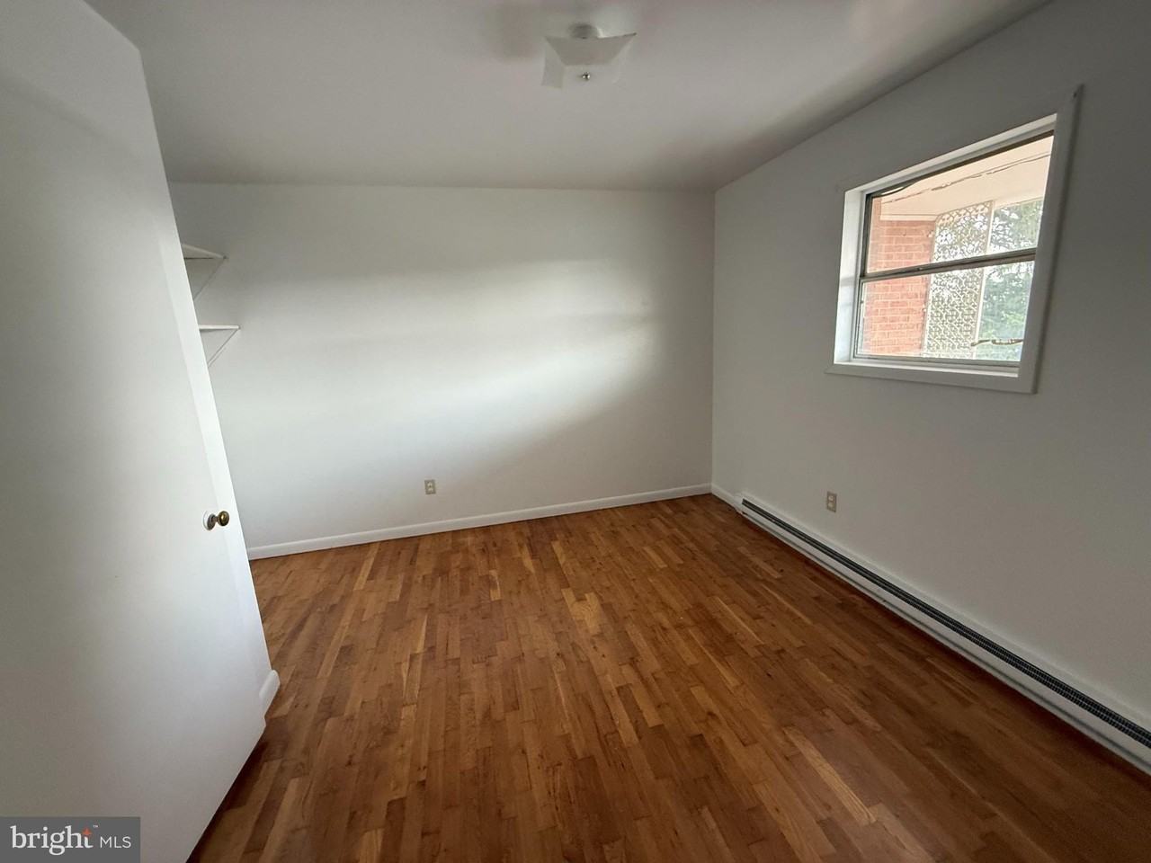2256 Roosevelt Blvd - Photo 7 of 8