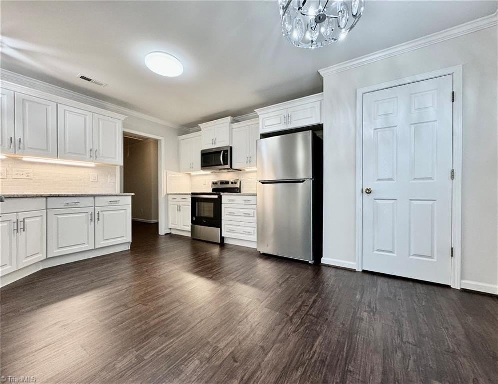 5136 Old Plantation Cir - Photo 5 of 17