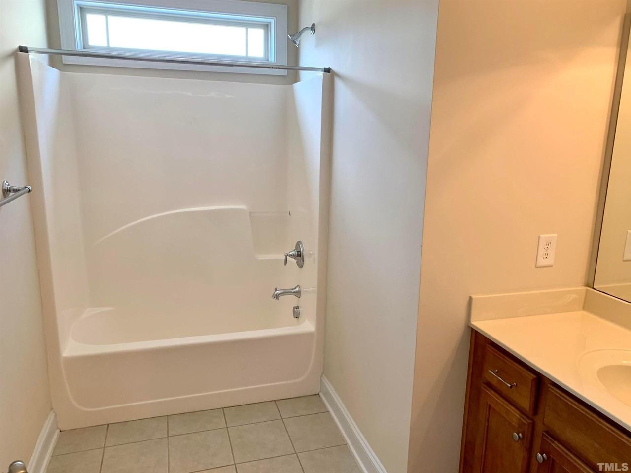 706 Weavers Ridge Dr - Photo 7 of 14