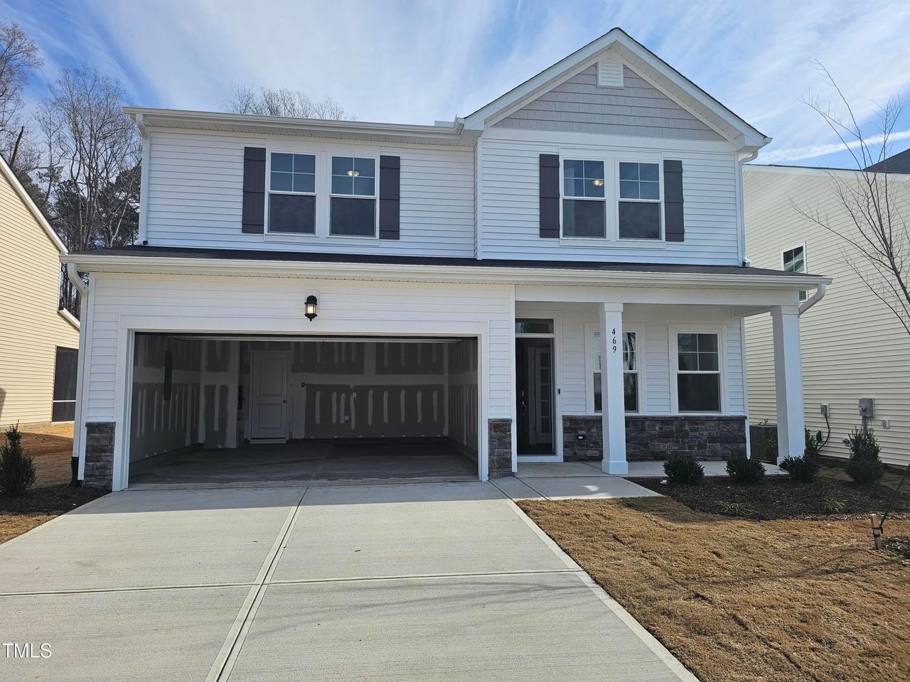 469 Willard Woods Dr - Photo 3 of 26