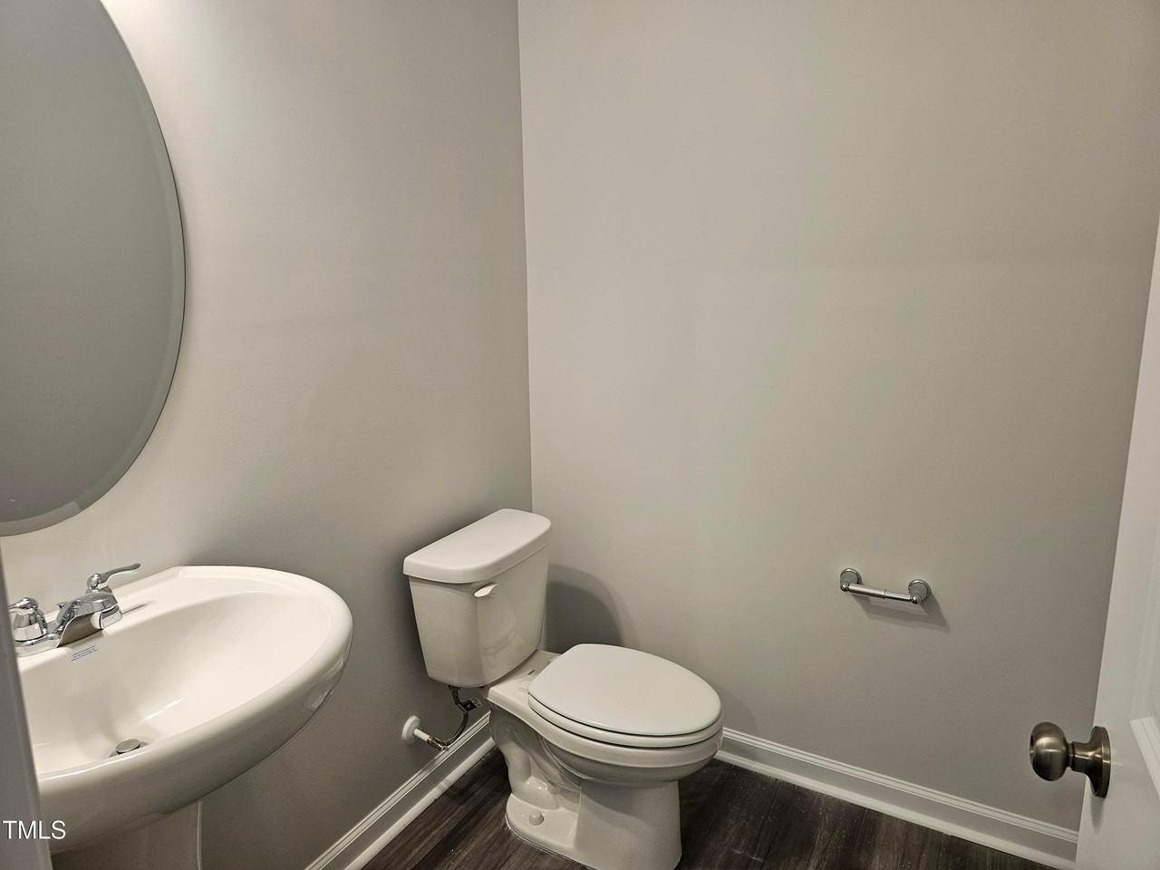469 Willard Woods Dr - Photo 7 of 26