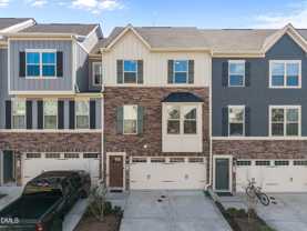 816 Channing Park Cir - Photo 1 of 1