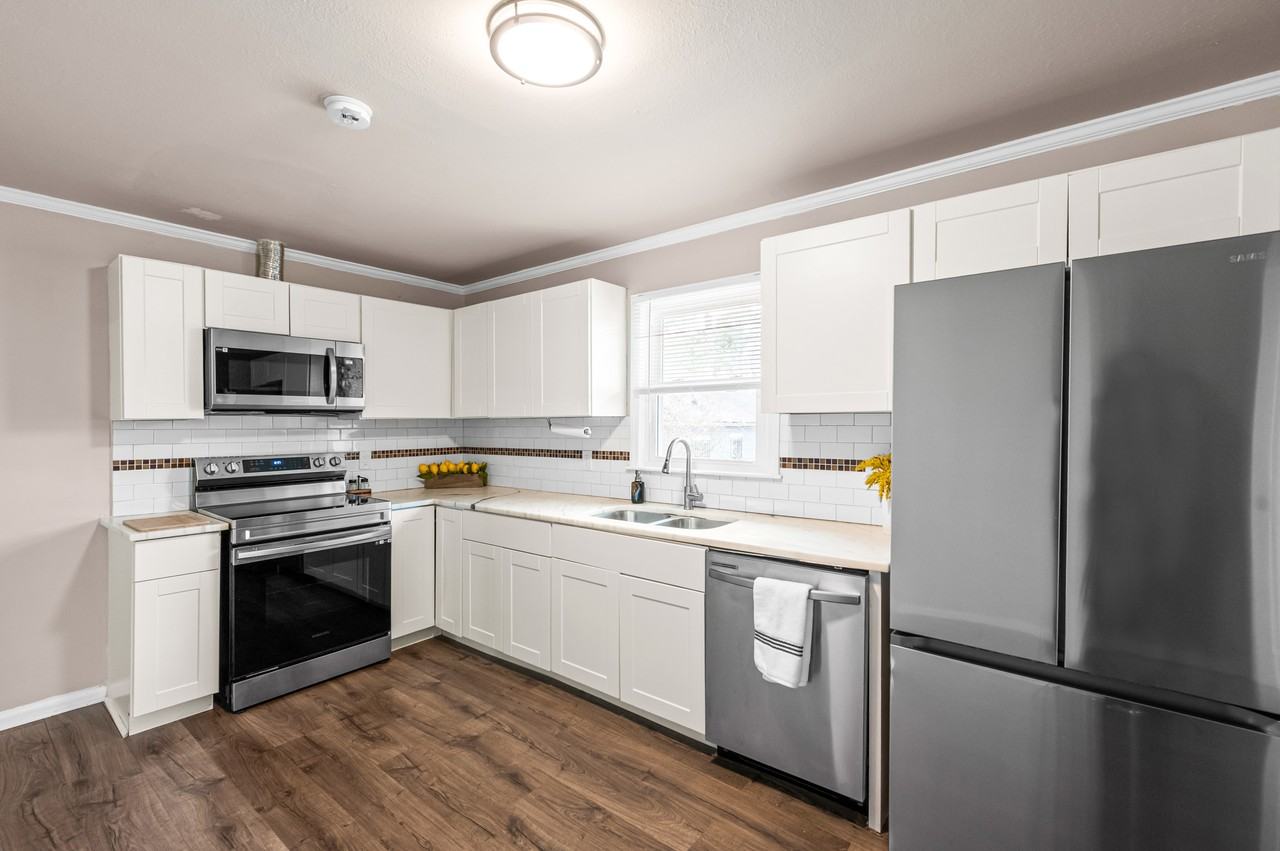 401 Moline St #1 - Photo 7 of 23