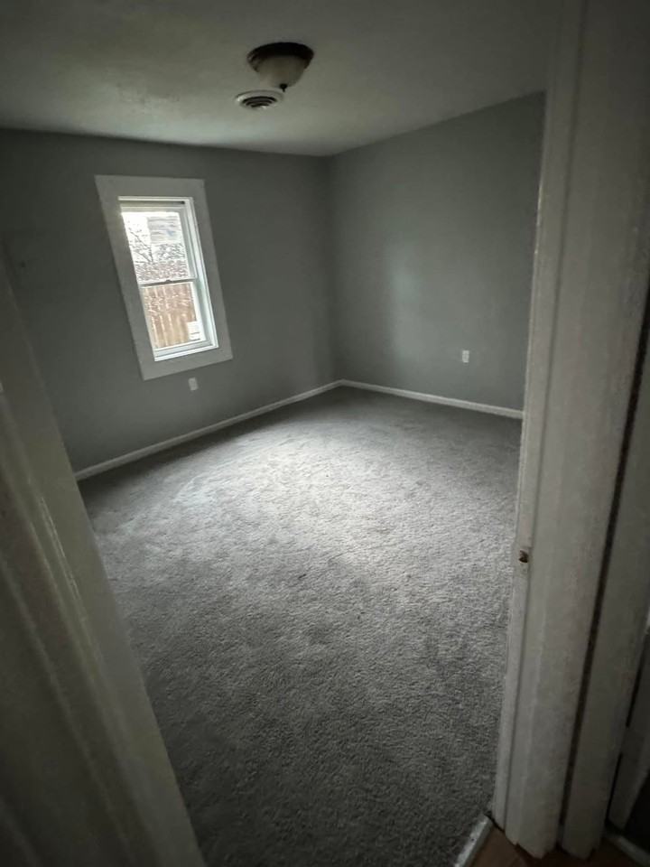 402 Simonton St #1 - Photo 5 of 7