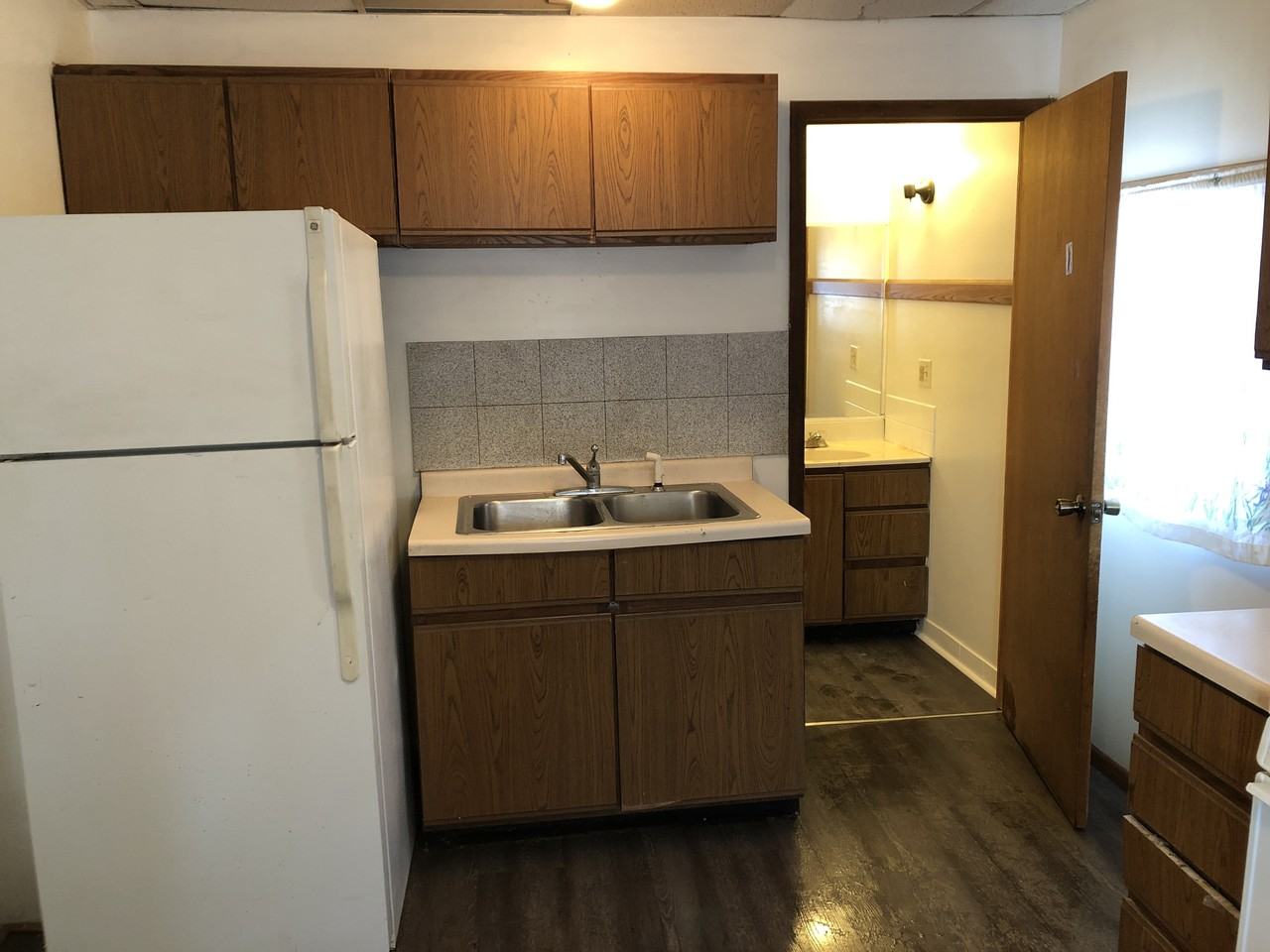 807 Lincoln Ave #1 - Photo 4 of 17
