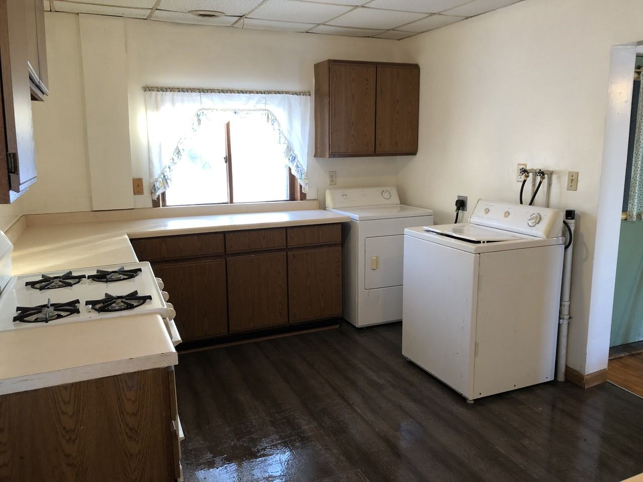 807 Lincoln Ave #1 - Photo 5 of 17