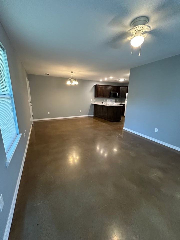 117 117 Sequoya Dr. A & B - Photo 3 of 16